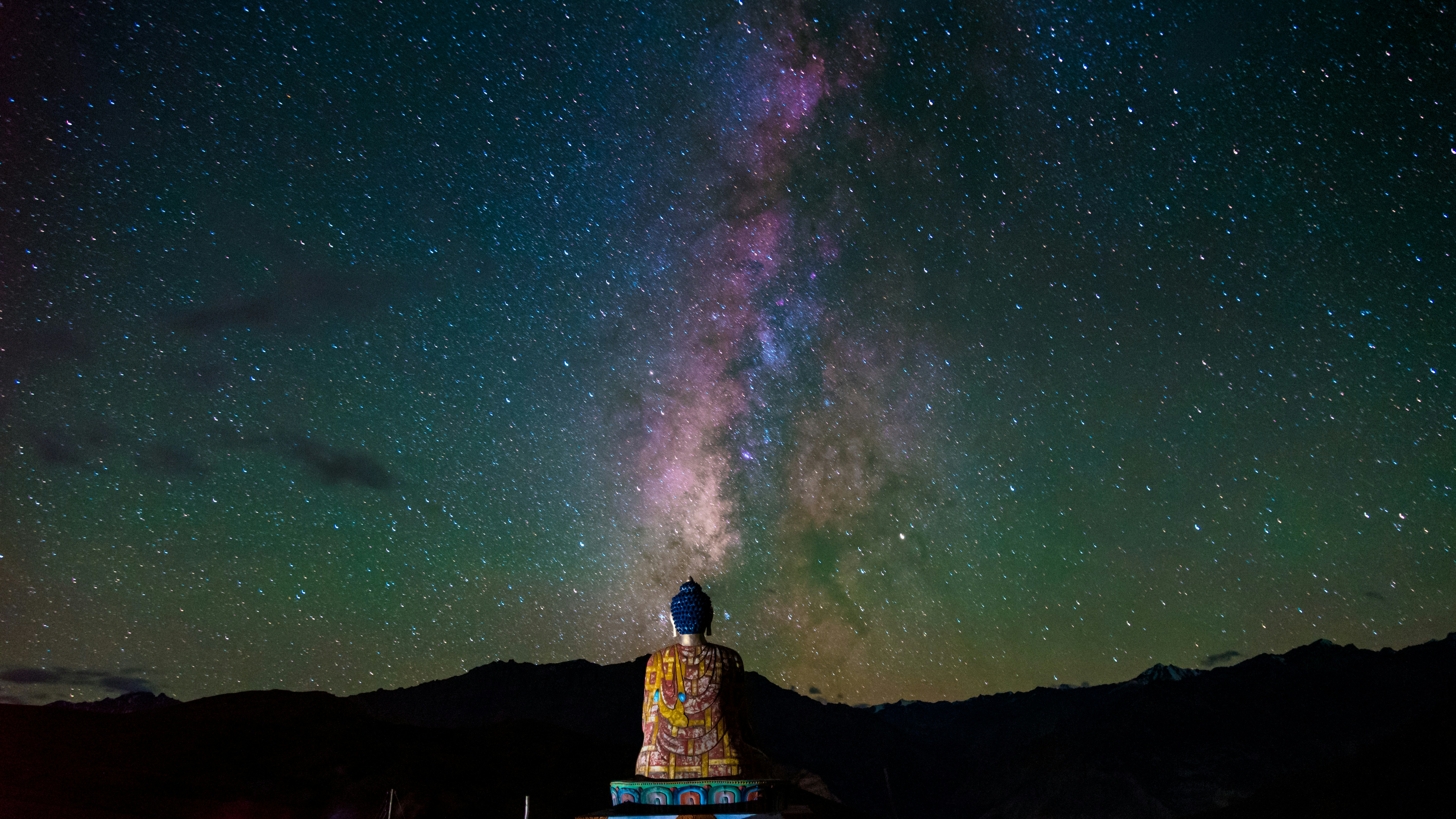 Buddha statue at Langza under the Milky Way